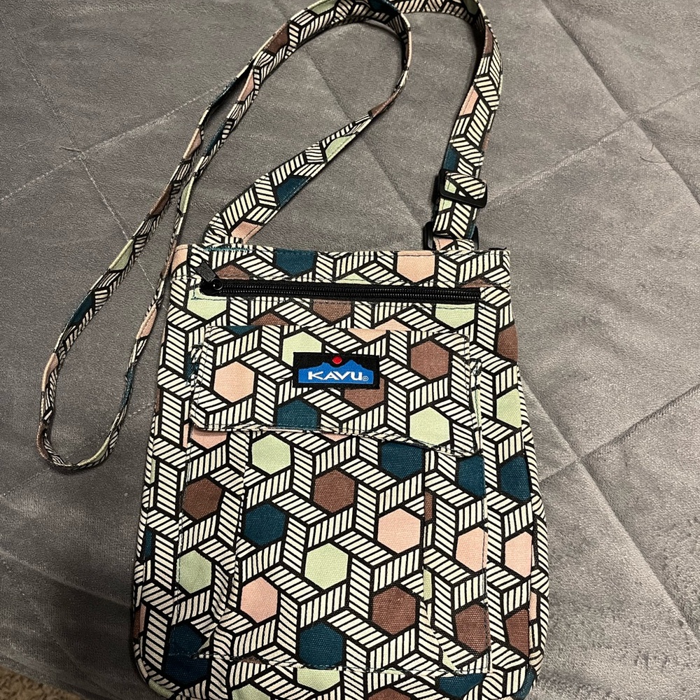Kavu Multicolor Geometric Crossbody Bag
